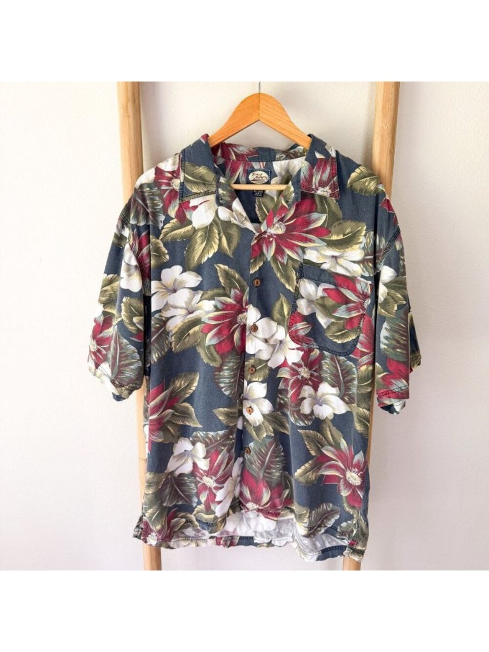 Tommy Bahama Hawaiian Floral Button Down Camp Shirt Blue Rayon Cotton Mens Large